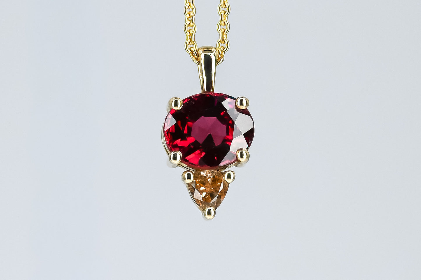 Collier rhodolite et hessonite
