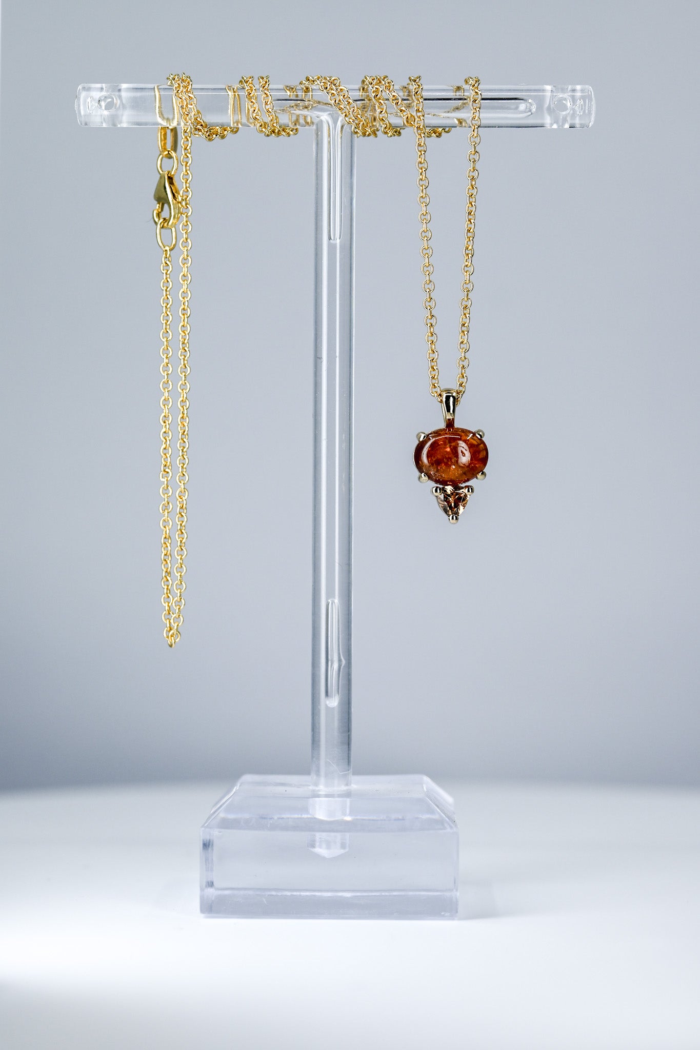 Collier grenat cabochon et hessonite