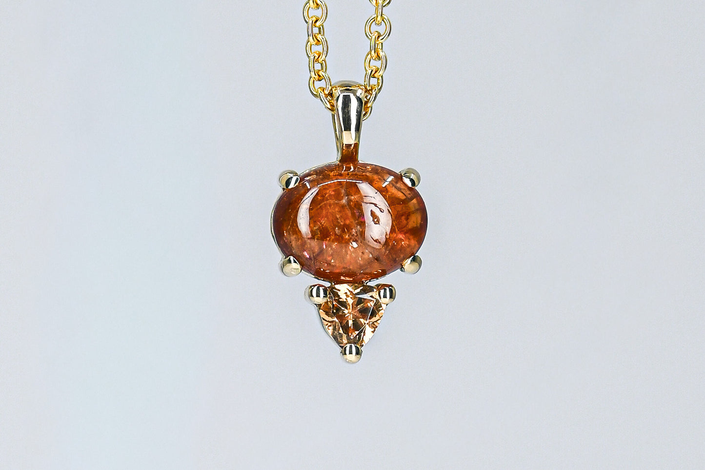 Collier grenat cabochon et hessonite