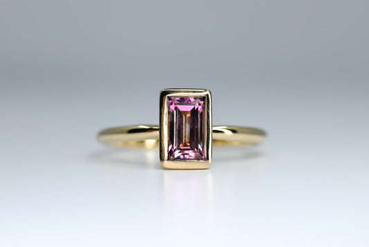 Bague tourmaline rose baguette