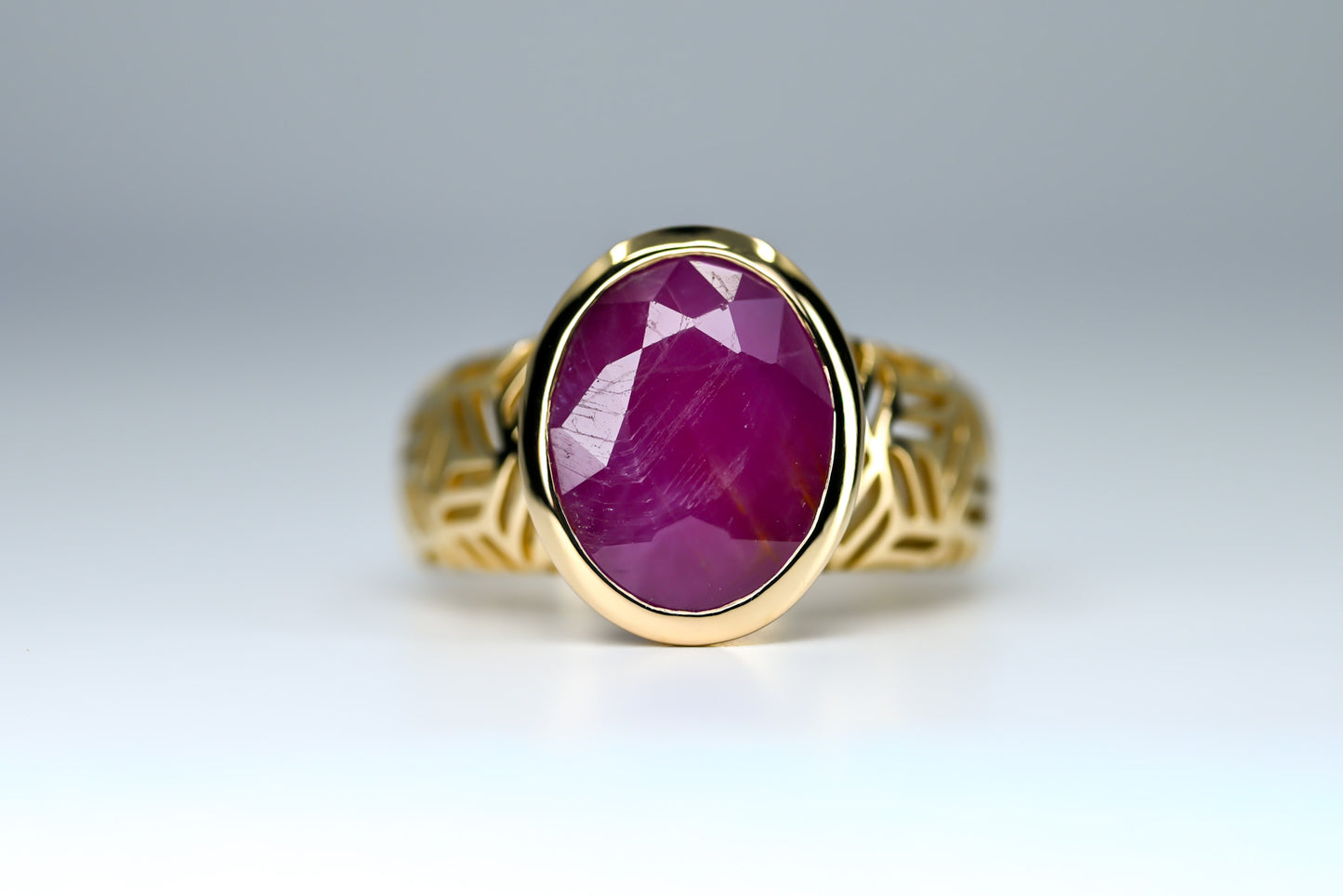 Bague dôme rubis