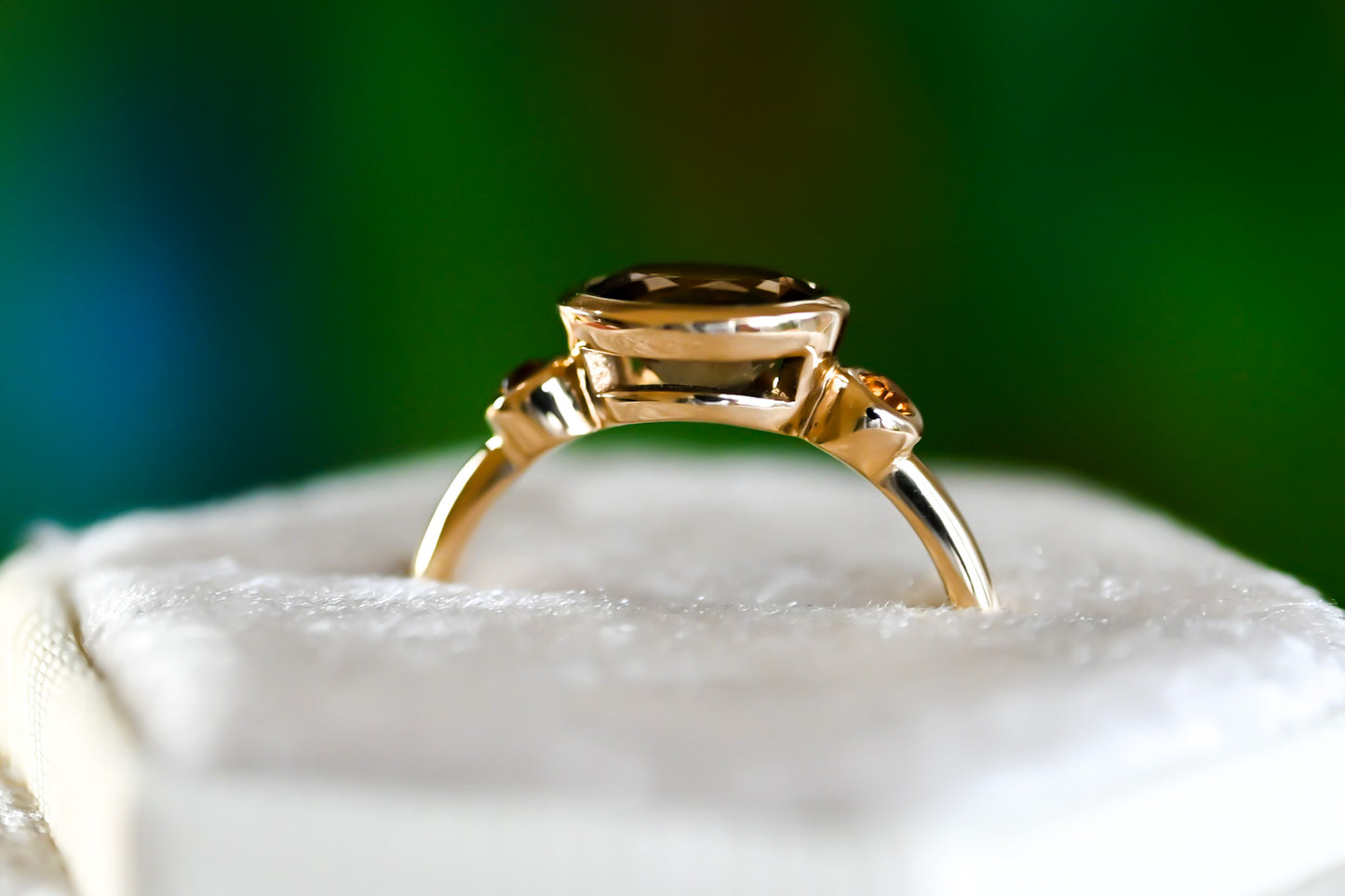 Bague trilogie andalousite et grenats spessartites